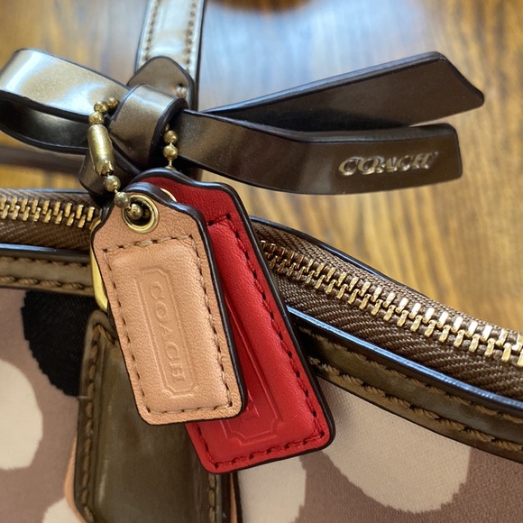 Coach purse - Picture 6 of 11